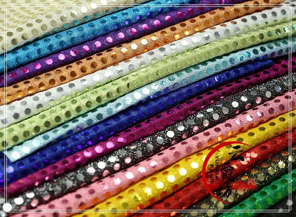 Tissu extensible en maille pailletée, 109 cm de large, pour costumes et couture de poupées, vendu au mètre.