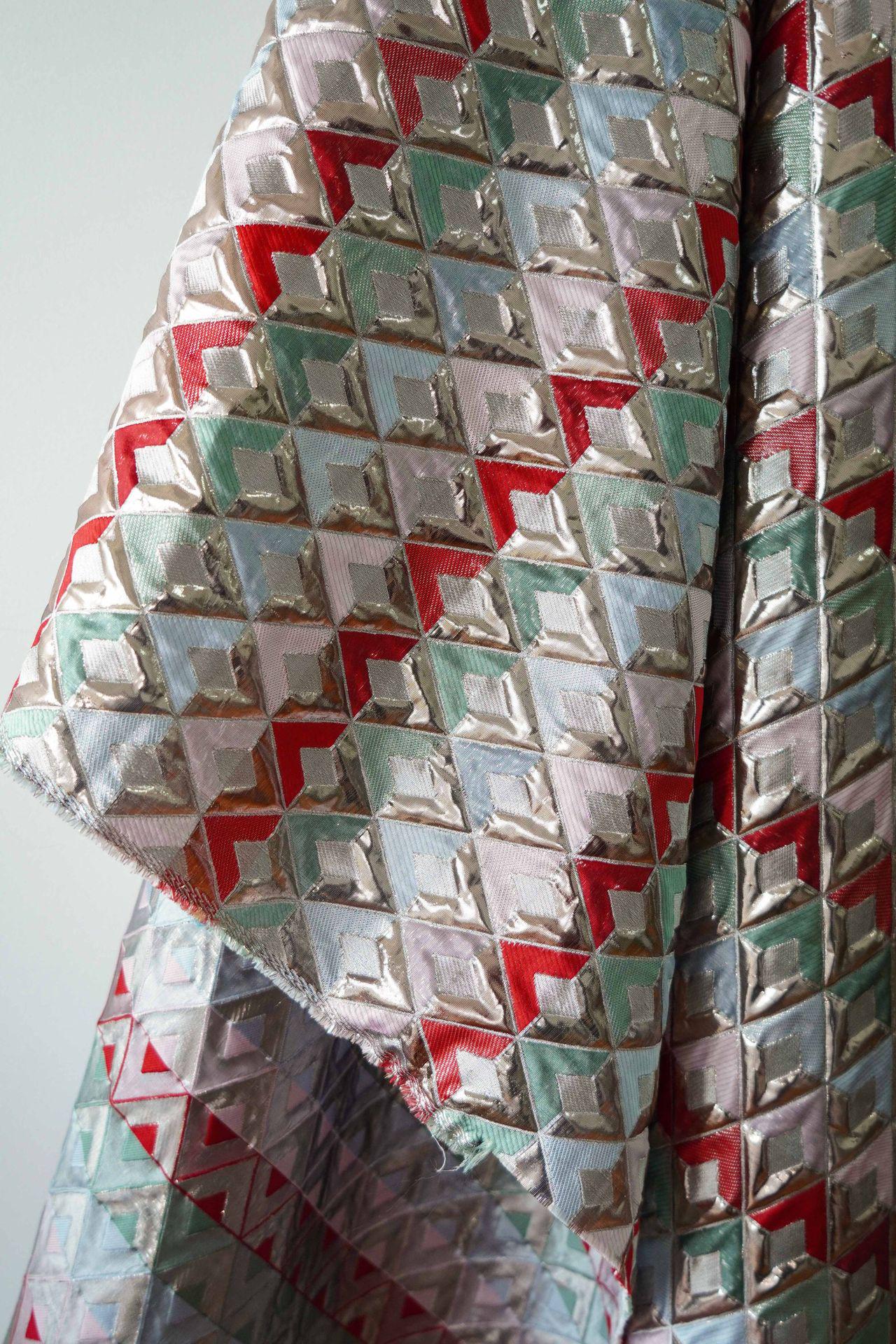 Gold Thread 3D Jacquard Fabric: 60"W Cheongsam Qipao Material