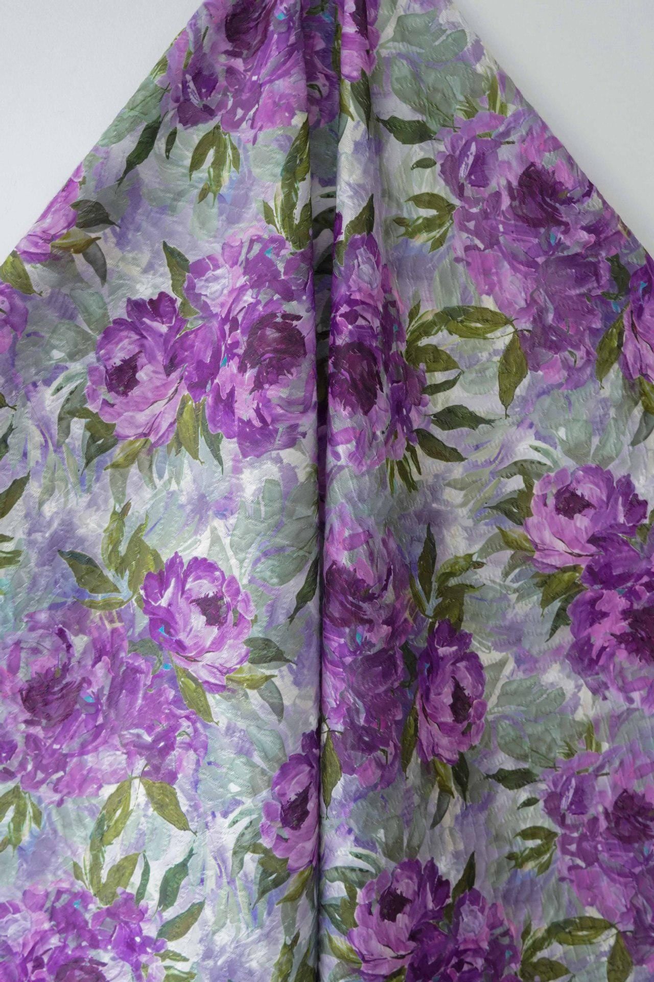 Silky Jacquard Fabric: Contrast Colors, Crafts, Upholstery, Costume