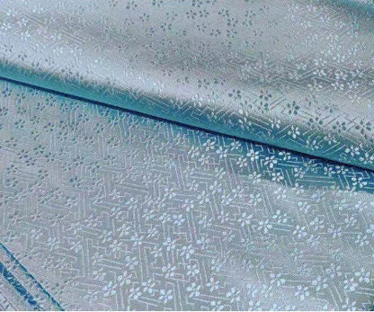 Gypsophila Brocade Fabric: Chinese Qipao Cheongsam Sewing Material
