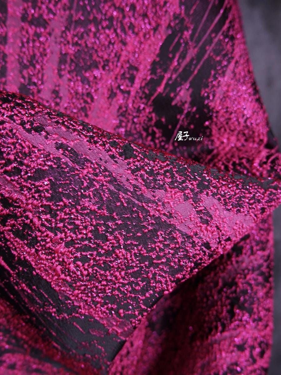 Textured Upholstery Fabric: 3D Grain, Silver Thread, Wrinkled Silk