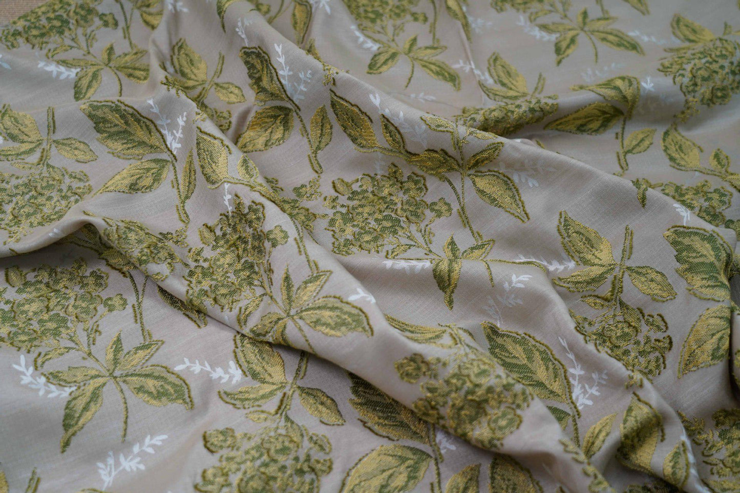 Retro Floral Jacquard Fabric: 50"W Polyester Drapery Material