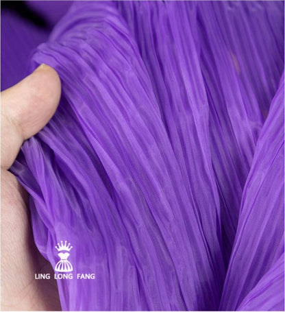 Tissu organza plissé mat : polyester texturé de 140 cm de large