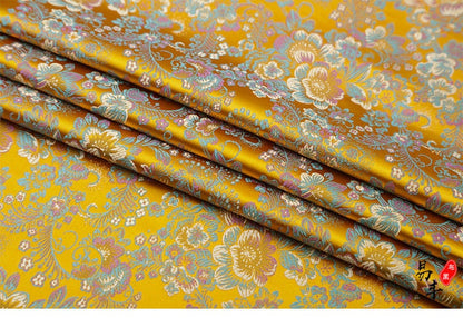 Tissu brocart jacquard damassé à motifs floraux : mélange de soie et de rayonne