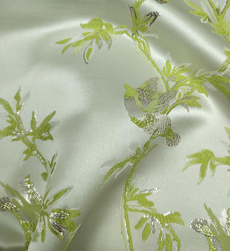 Tissu jacquard à motif d'oiseaux et de fils d'or : matériau d'ameublement de 150 cm de large