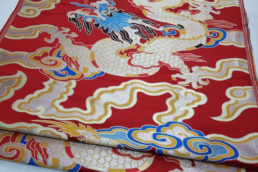 Tissu Dragon Volant Rouge Chinois : Brocart de Satin de Soie, 74 cm de large