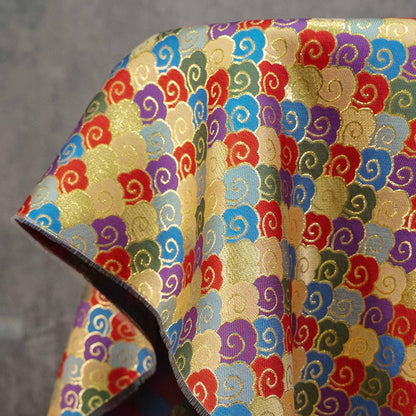 Tissu jacquard à fil doré : Nuage porte-bonheur 3D, pour l’ameublement, les costumes et la couture - 142 cm de large