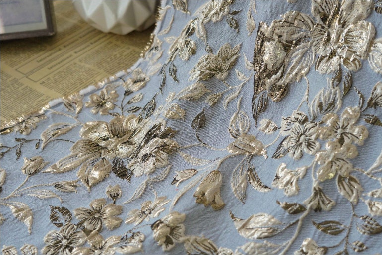 Tissu jacquard floral doré réversible : matériau de couture pour ameublement gaufré, largeur 60