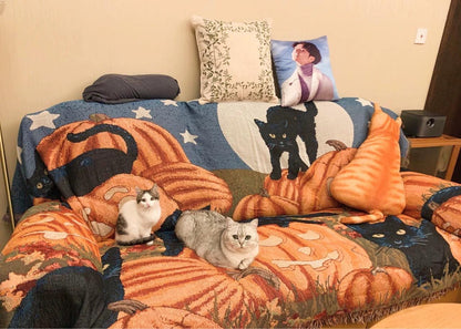Halloween Sofa Throw Blanket: Black Cats & Pumpkins, Fringed Woven Rug