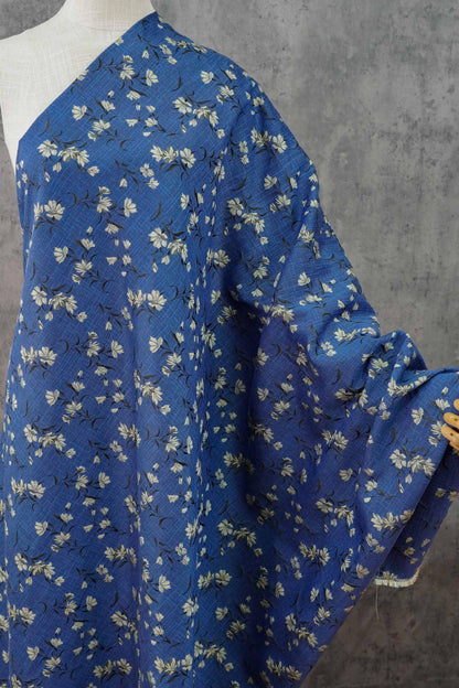 Tissu jacquard floral japonais : Tissu d'ameublement rétro bleu (160 cm de large, vendu au mètre)
