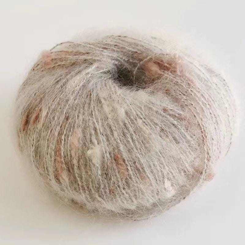 Fil de soie mohair arc-en-ciel : Teint à la main, épaisseur dentelle (50 g/100 m)