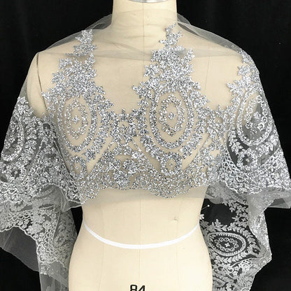 Dentelle de mariage brodée : Tissu de mariée romantique à fleurs, couture de costumes (11,5 po L)