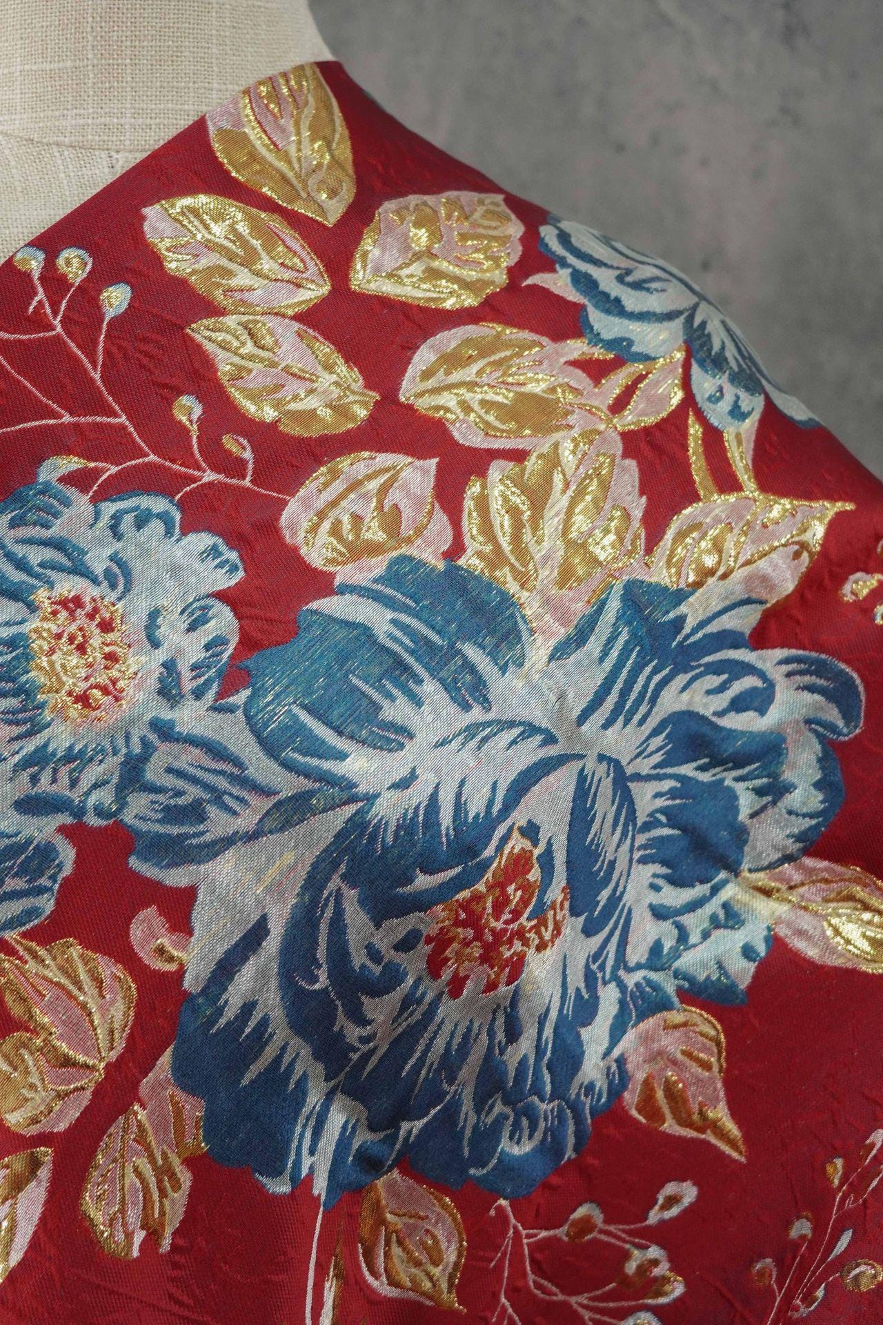 Gold Thread Jacquard Fabric: Rich Peony 3D Upholstery & Costume Fabric