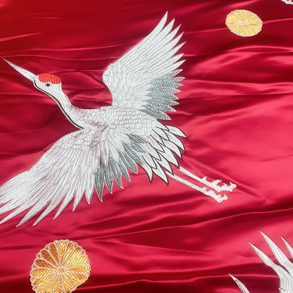 Tissu satiné damassé à motif de grues rouges : Ameublement et couture chinois (29,5 po de largeur)