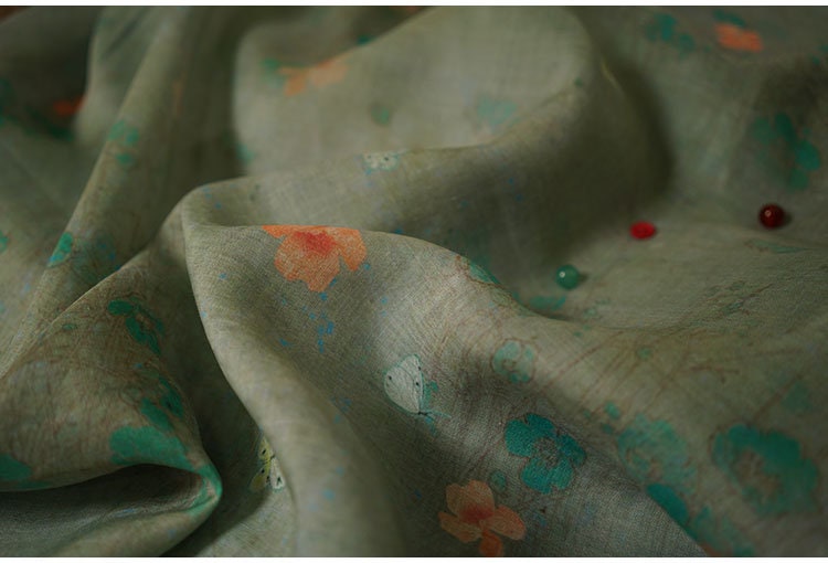 Rose Pattern Ramie Fabric: Soft Clothing & Home Textile (55"W)