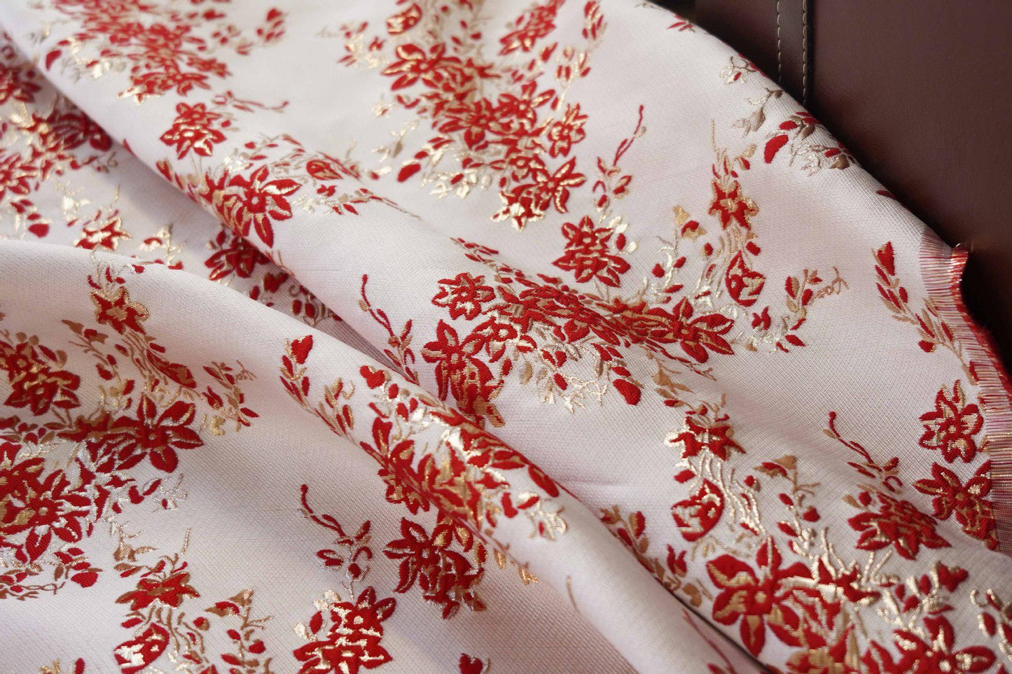 Gold Thread Floral Jacquard Fabric: 3D Oil Painting Texture, 55" Wide