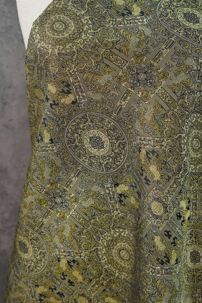 Tissu brocart Ombre Song : Jacquard style chinois à fil d'or (150 cm)