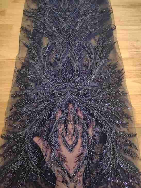 Tissu en dentelle à sequins et perles : voile de mariée, accessoire de robe