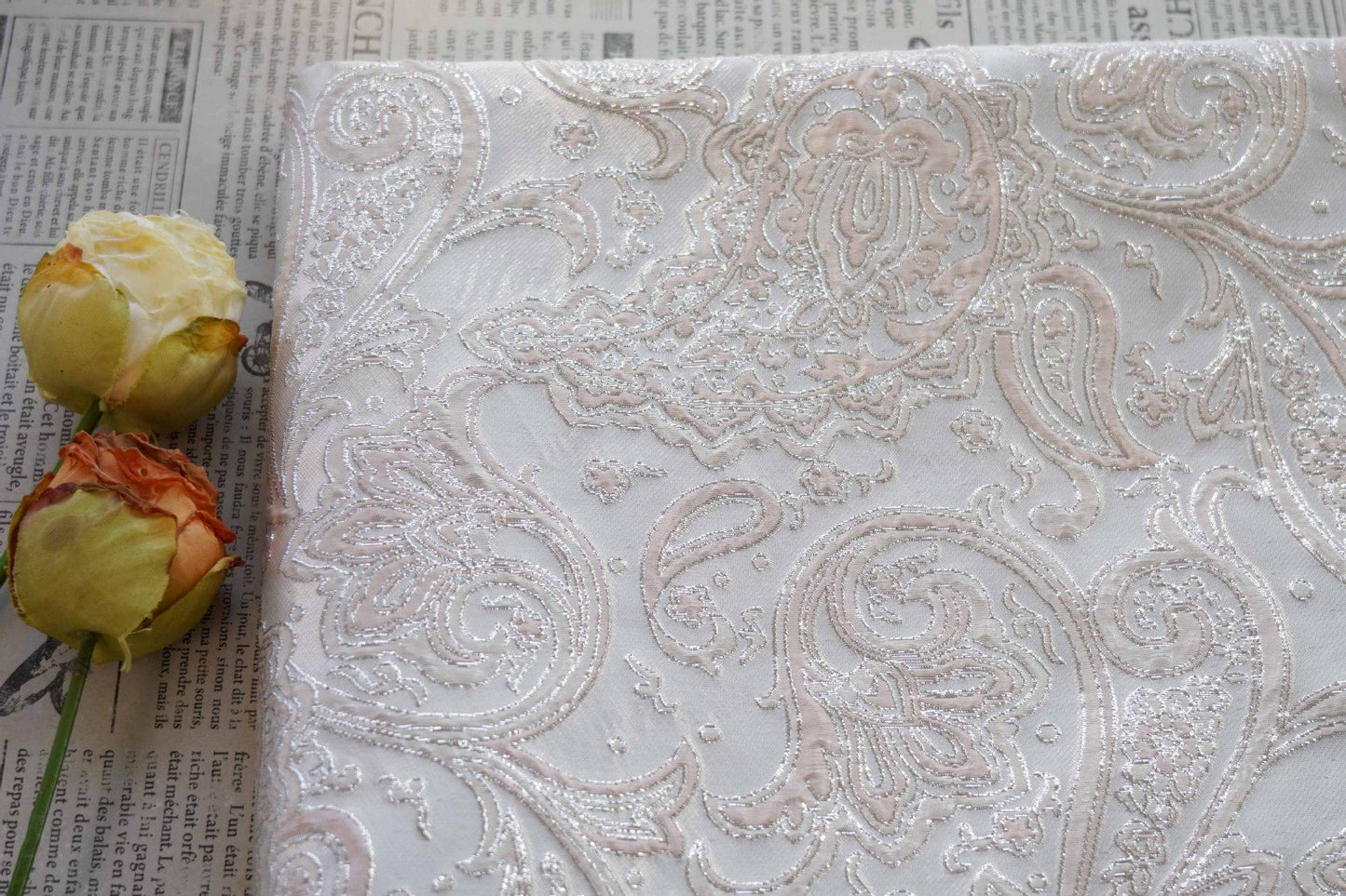 Tissu jacquard cachemire 3D en relief européen - Textile décoratif pour la décoration intérieure - Large