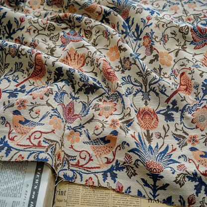 Tissu d'ameublement rétro à motifs d'oiseaux et de fleurs d'automne, idéal pour les costumes et la décoration - 145 cm de large