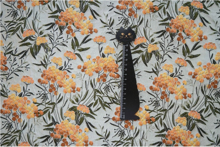 Floral Jacquard Fabric: 3D Embossed Gold Shimmering Woven Material