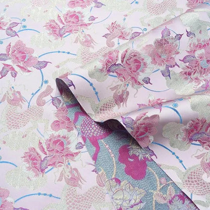 Tissu brocart de soie Kirin rose : Jacquard d'ameublement 59 po de large
