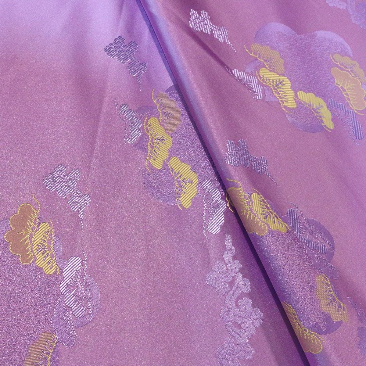 Tissu brocart tissé Nishijin : Tissu d'ameublement à motifs floraux en fil d'or