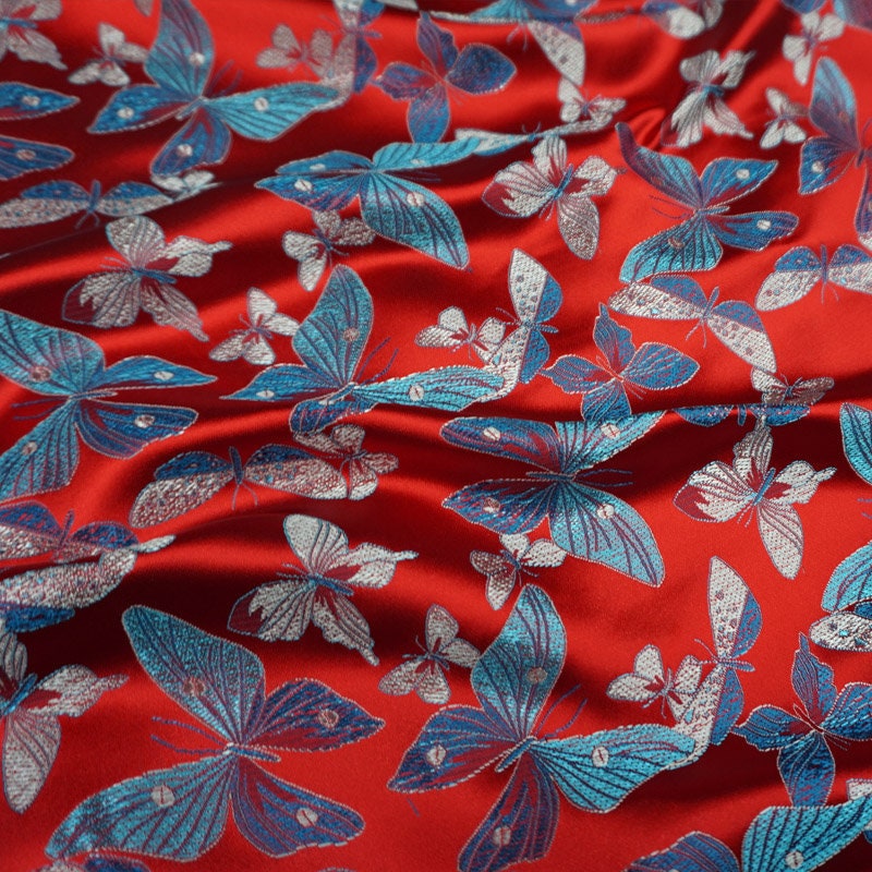 Tissu brocart papillon : mélange satin rayonne 45 po de large - Costumes et décoration