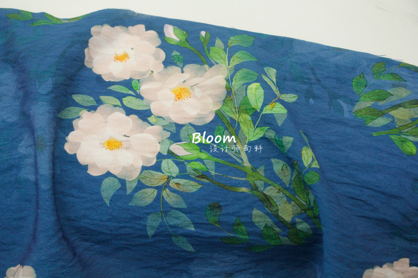 Tissu en lin Tencel soyeux à motif floral bleu : Couture et loisirs créatifs