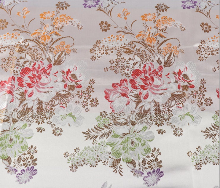 Tissu brocart de soie pivoine : motif floral pour ameublement, matelassage et couture, 75 cm de large