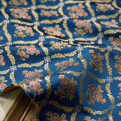 Tissu jacquard à fil doré : motif floral 3D pour ameublement, confection de robes de bal - 140 cm de large