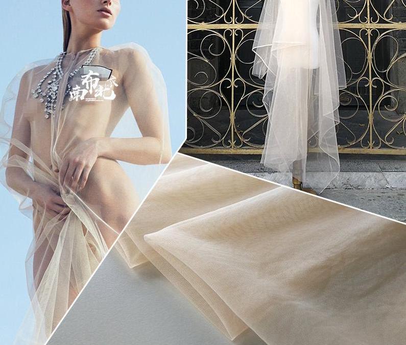 Tissu en dentelle ajourée, gaze transparente pour robe de mariée (59"L)