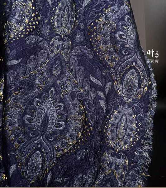 Palace Jacquard Damask Fabric: Retro Upholstery & Sewing - 55"W