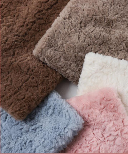 Tissu en fausse fourrure de lapin : polyester peluche pour la couture et les loisirs créatifs (160 cm de large)