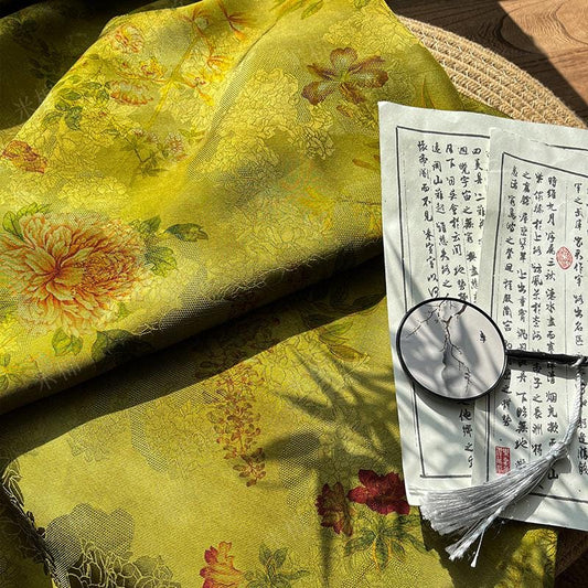 Tissu brocart jacquard Xiangyun vert 100 % rayonne : largeur 150 cm (59 po), pour l’ameublement et la confection de costumes.