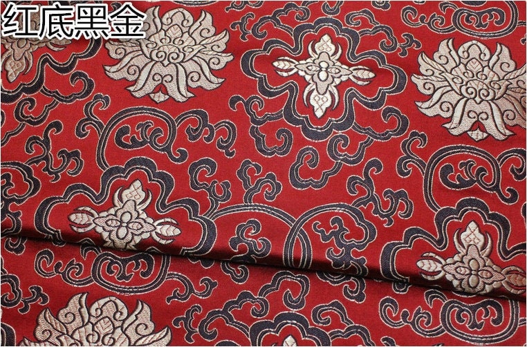 Tissu brocart à médaillon chinois : mélange soie-rayonne de 150 cm de large