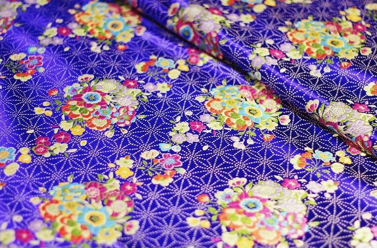 Tissu brocart à motifs floraux : Jacquard de soie et rayonne turquoise - Au mètre