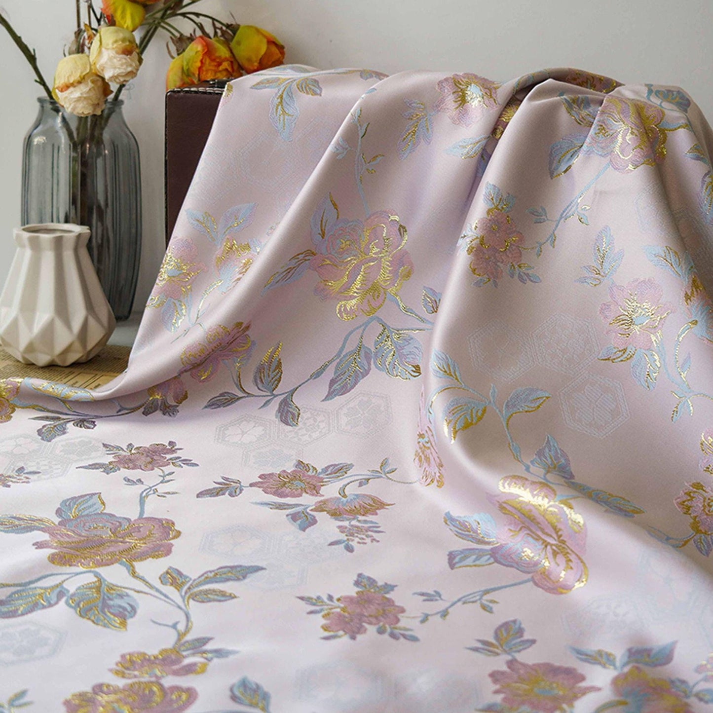 Tissu jacquard à motif floral : Damas rétro palais, 150 cm de large, vendu au mètre