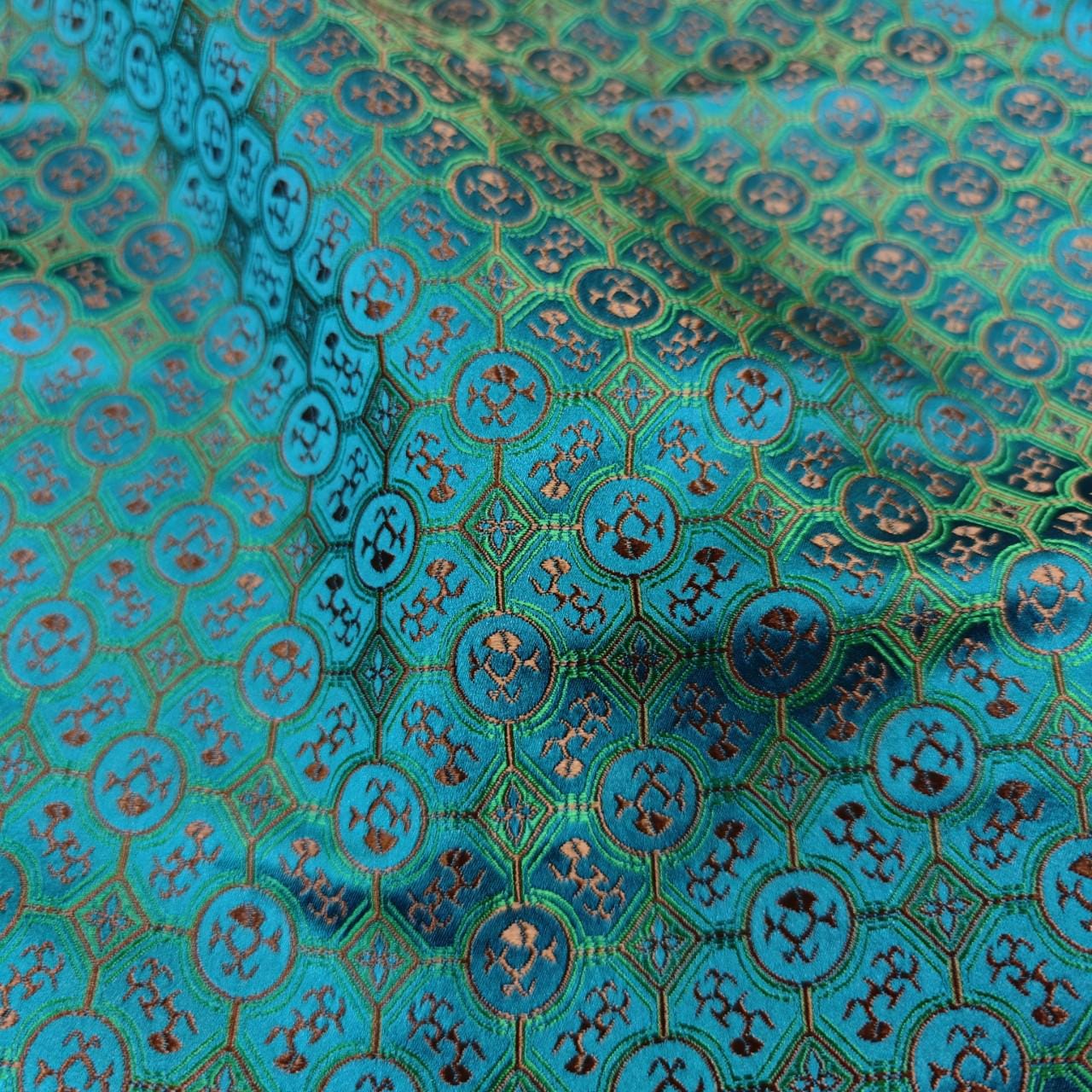 Tissu brocart jacquard à motifs floraux : mélange de soie et de rayonne, style Tang chinois