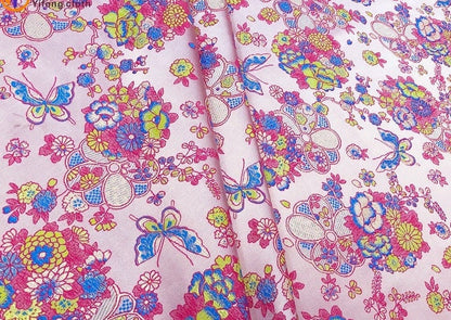 Tissu brocart papillon : Jacquard damas de soie rose (59 pouces de large)