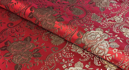 Tissu brocart à motifs floraux : Jacquard de soie et rayonne style palais rétro