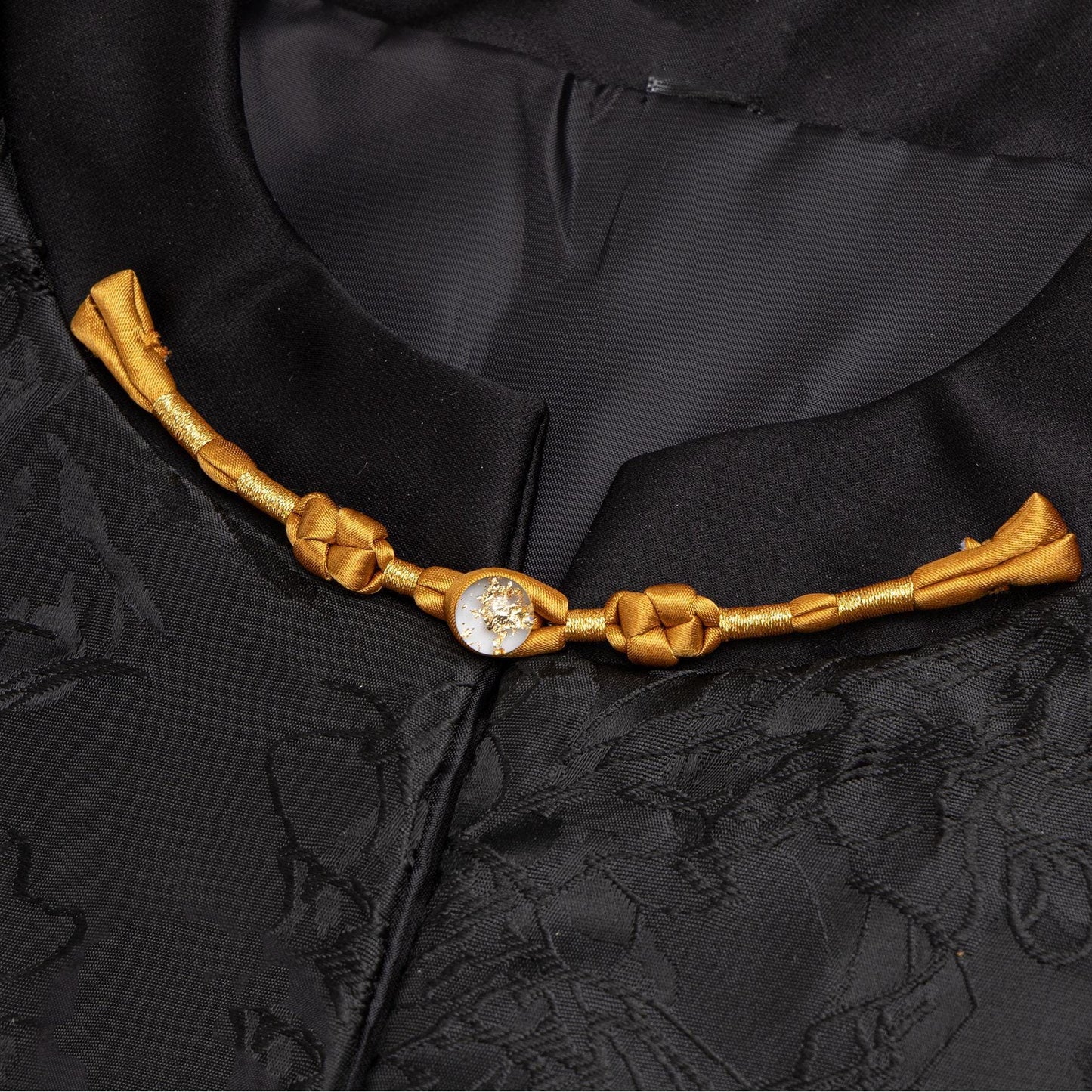Handmade Cheongsam Satin Knot Buttons: Gold Foil Beads, Retro Ethnic Style