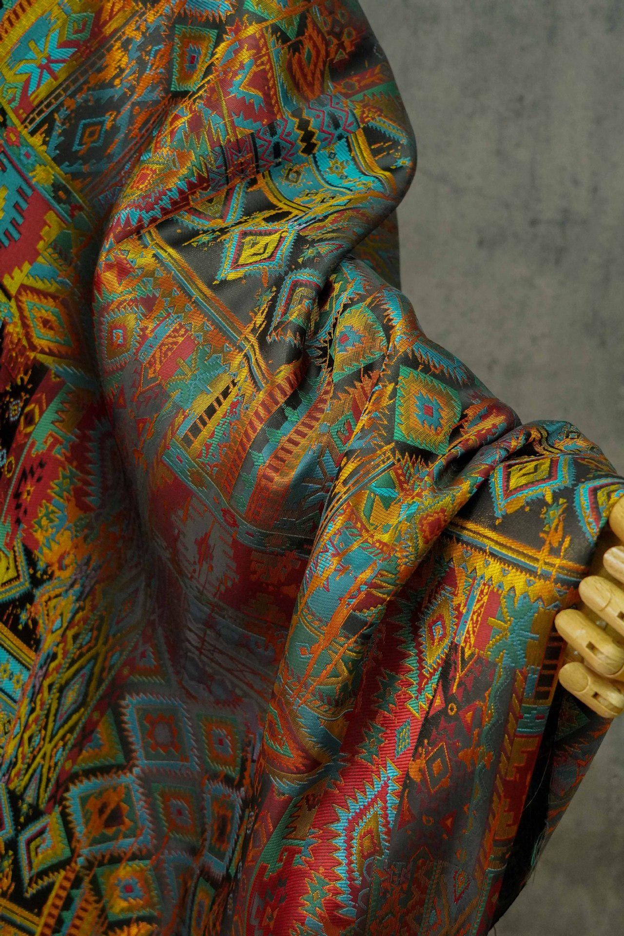Ethnic Jacquard Fabric: Emperor Robe Style, Cheongsam Sewing Material