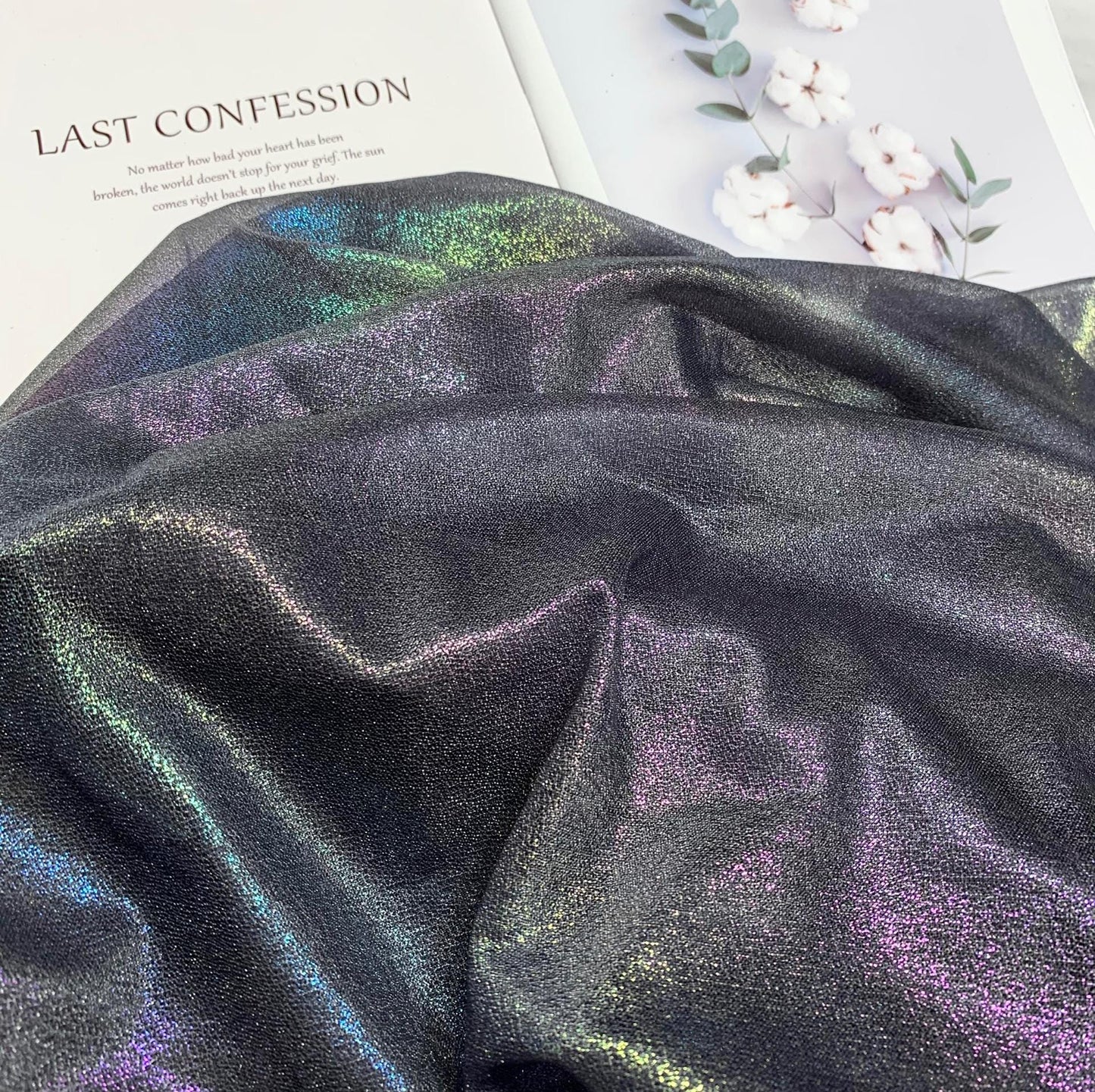 Holographic Linen Blend Fabric ��� Diamond Shi" Wide