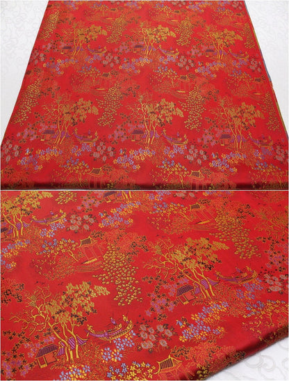 Brocart chinois rouge et or : motif de peintures anciennes, 140 cm de large