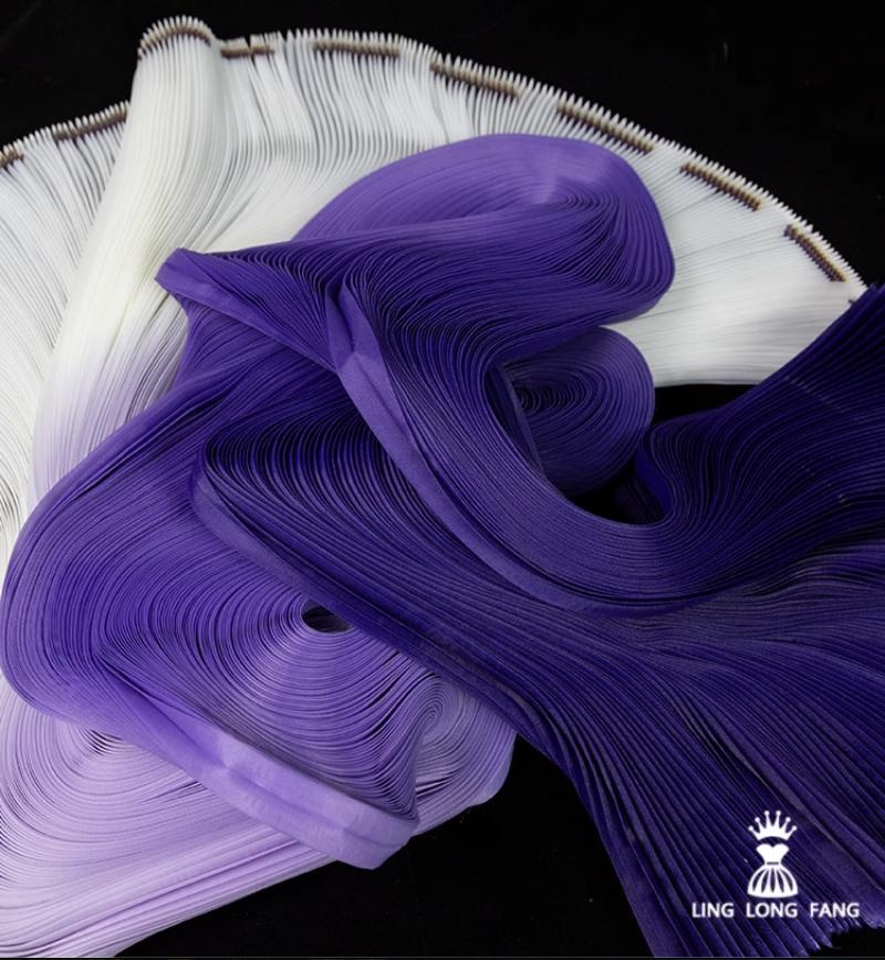 Gradient 3D Pleated Organza Fabric: 55" Wide Designer Material