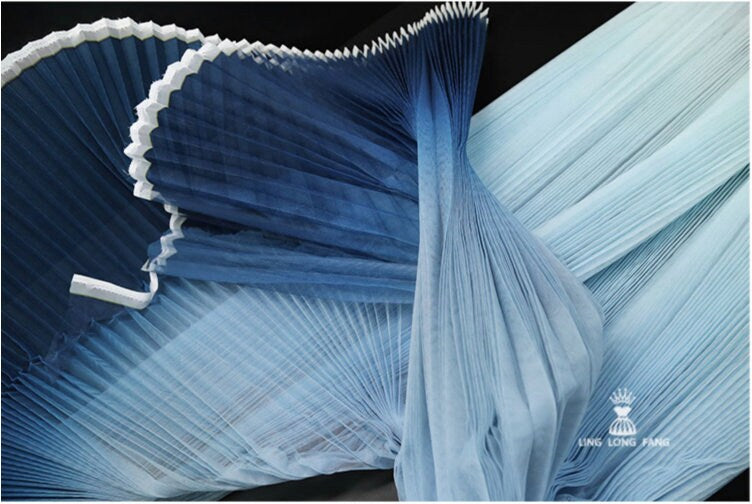 Gradient Pleated Organza Fabric: Stiff Texture, 63" Wide