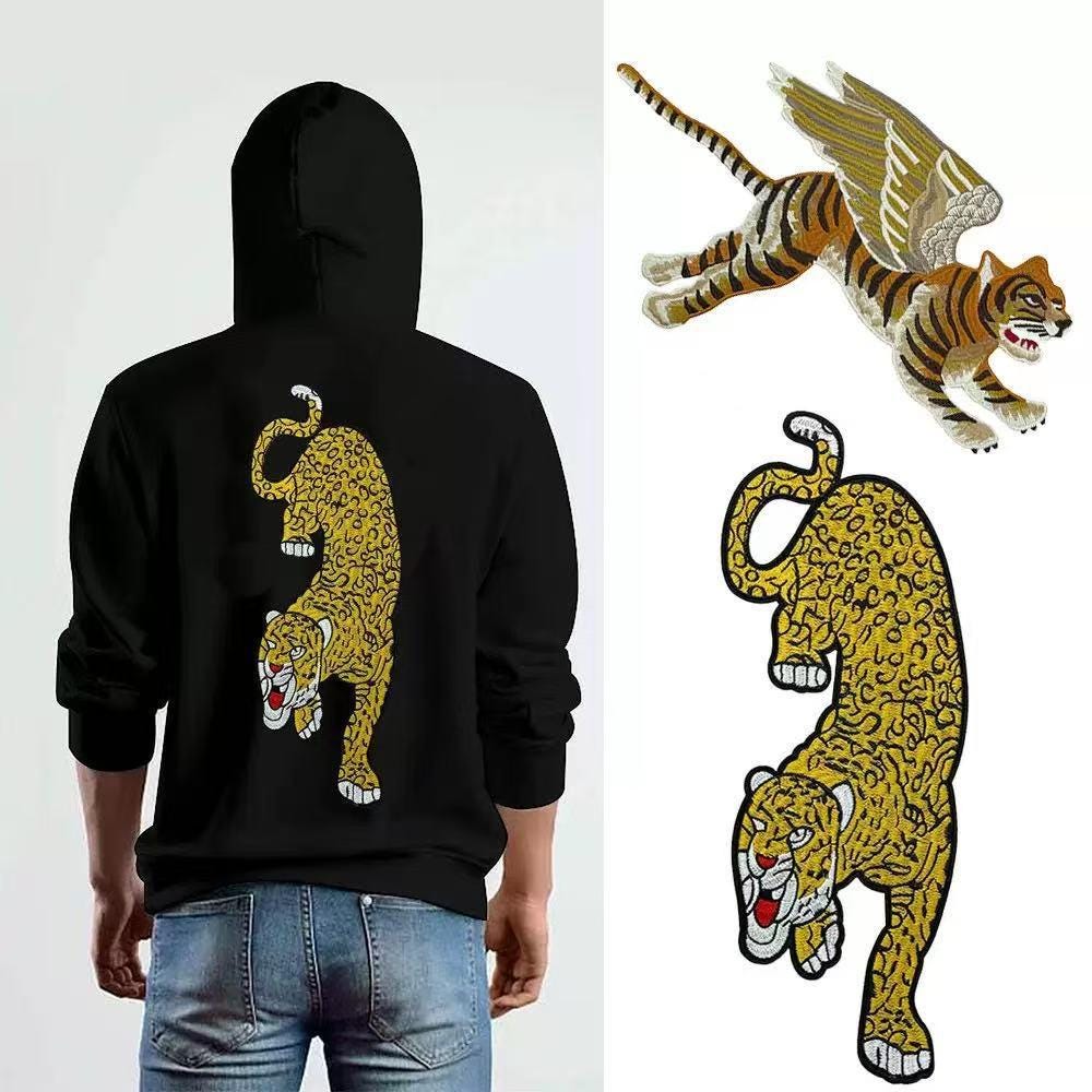 Embroidered Tiger Patch: Ethnic Style Clothing Decor