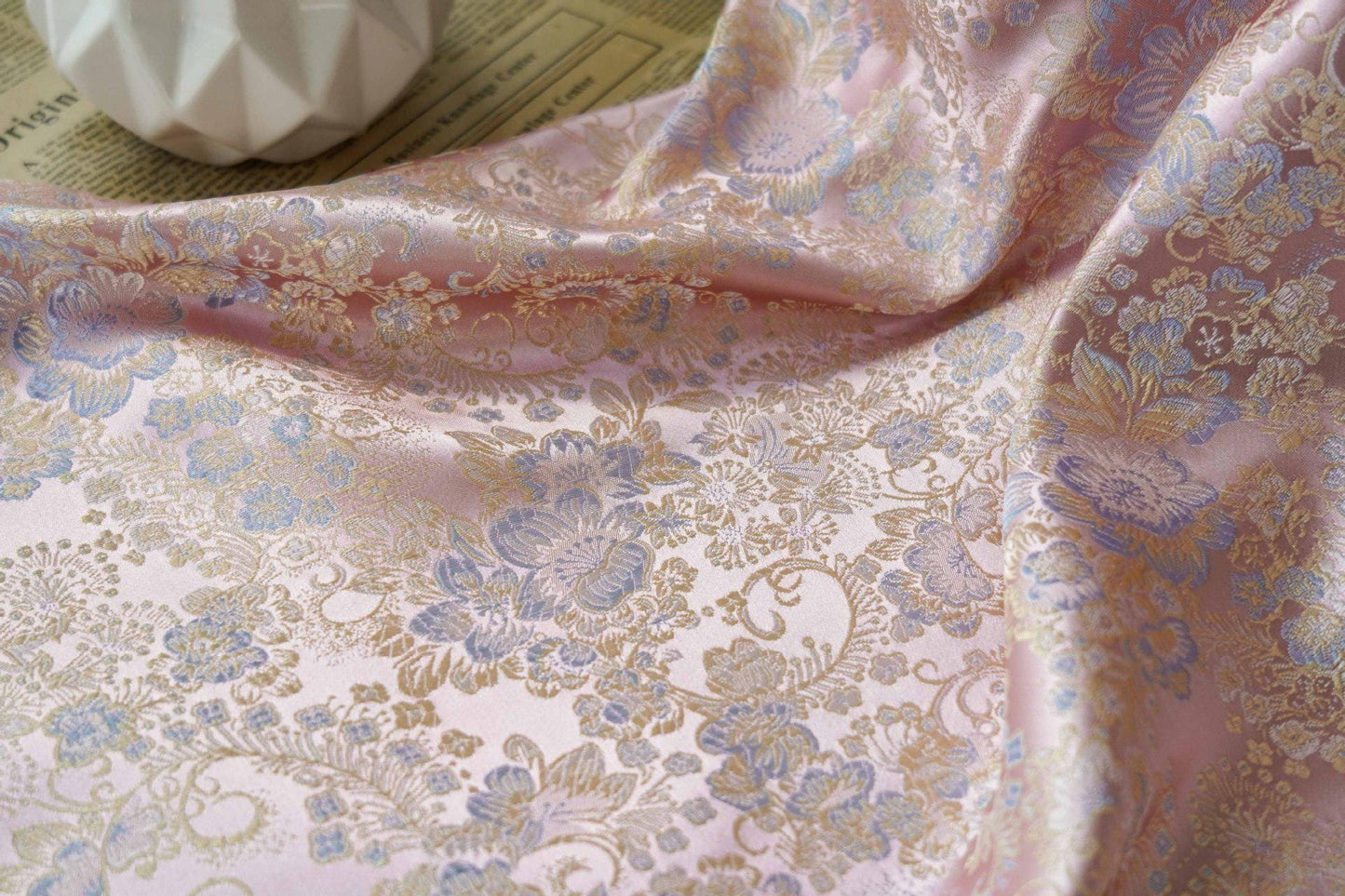 Light Pink Floral Damask Brocade Fabric: 59���W Sewing Ma