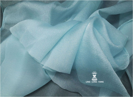 Tissu organza nacré seersucker : 150 cm de large, mélange coton-polyester